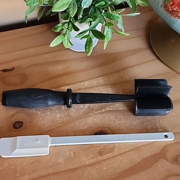 Pampered Chef Kitchen Helper Set - Picture 7 of 8